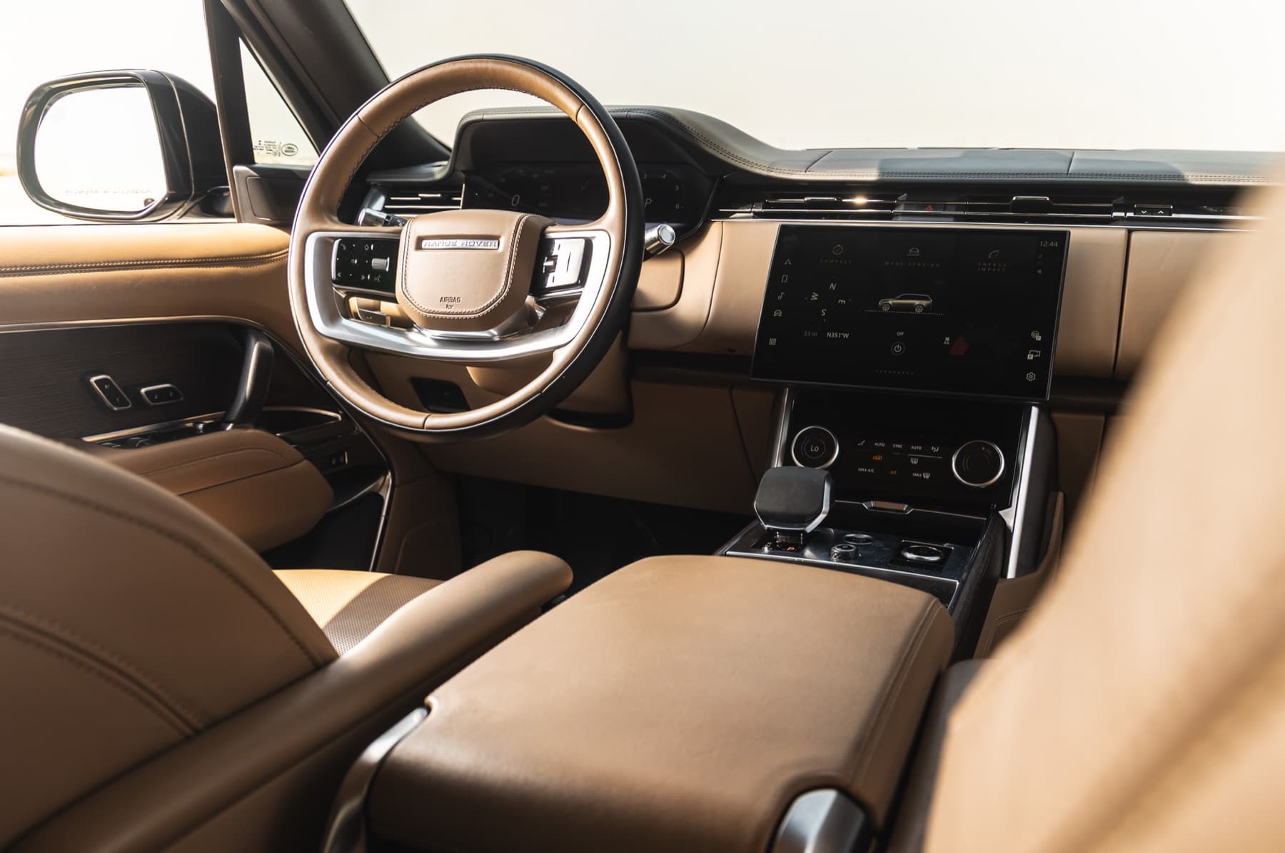 Range Rover tan leather cabin and dashboard